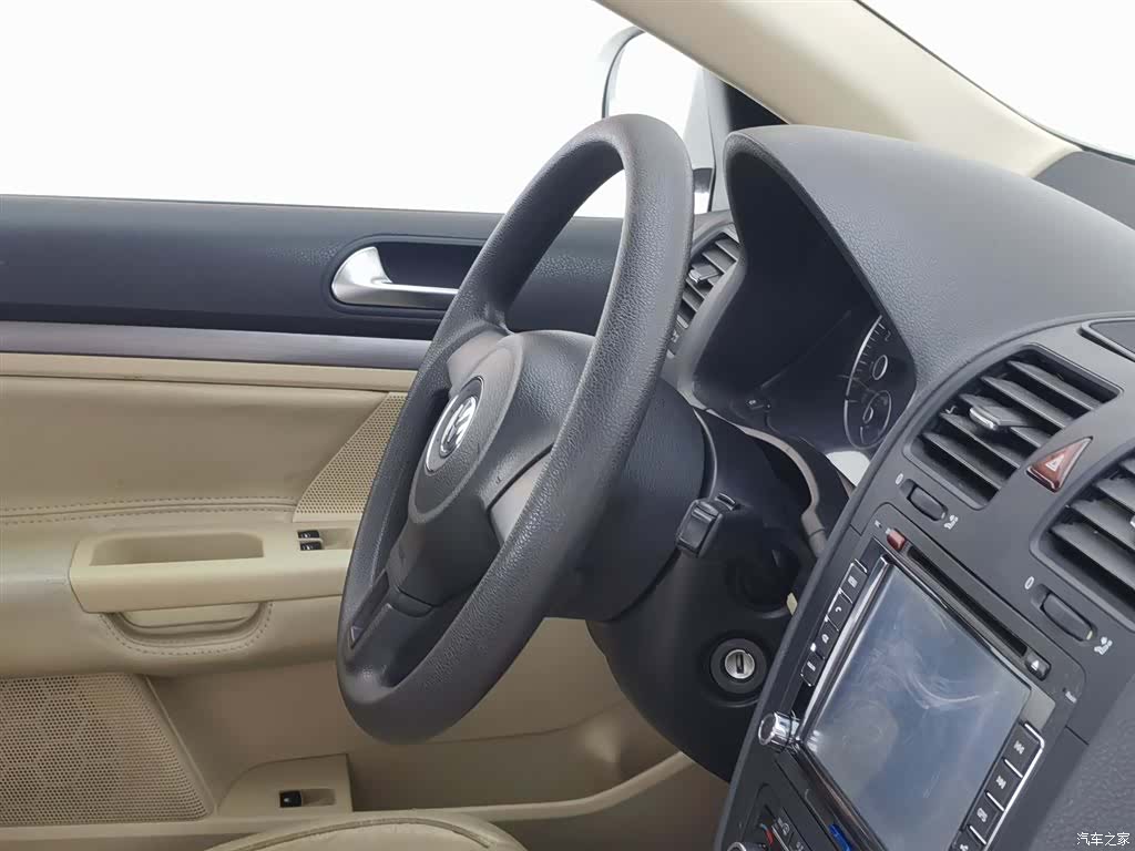 Volkswagen Sagitar, 2011 22