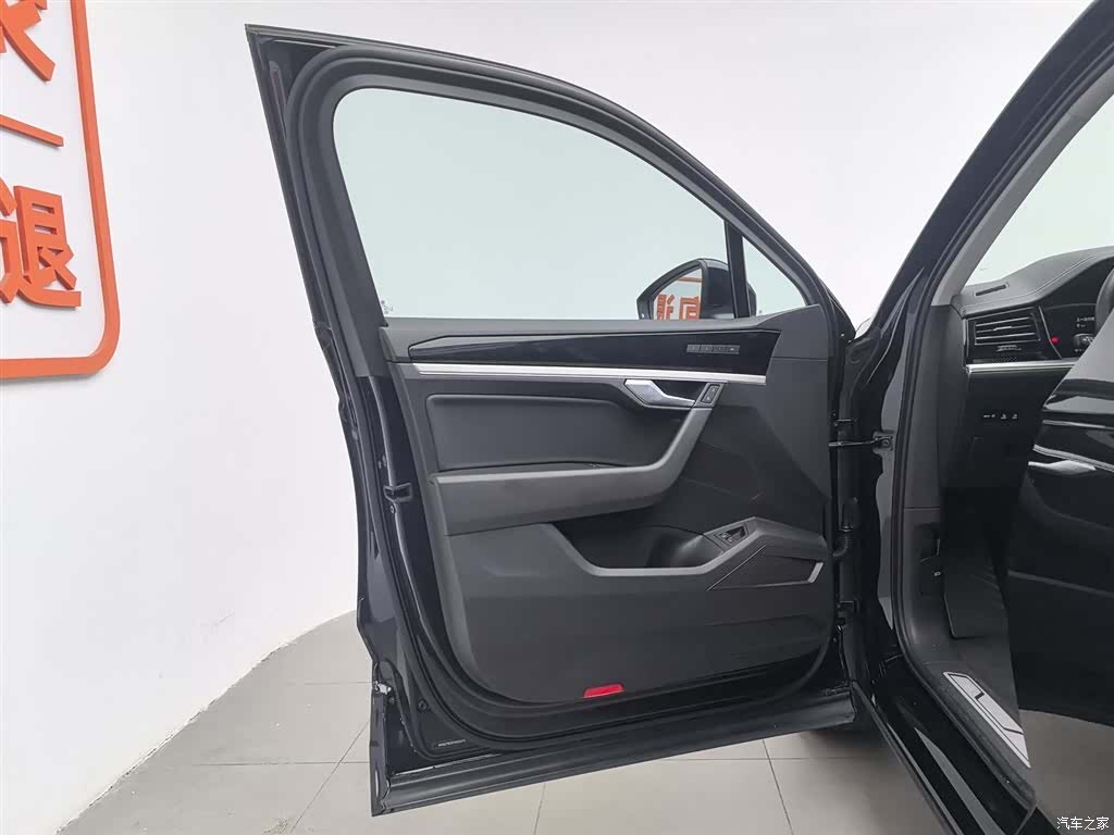 Volkswagen Touareg, 2021 8