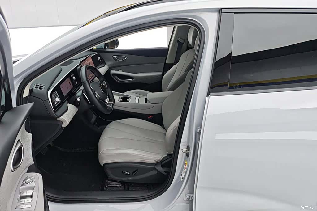 BYD HiAce, 2025 9