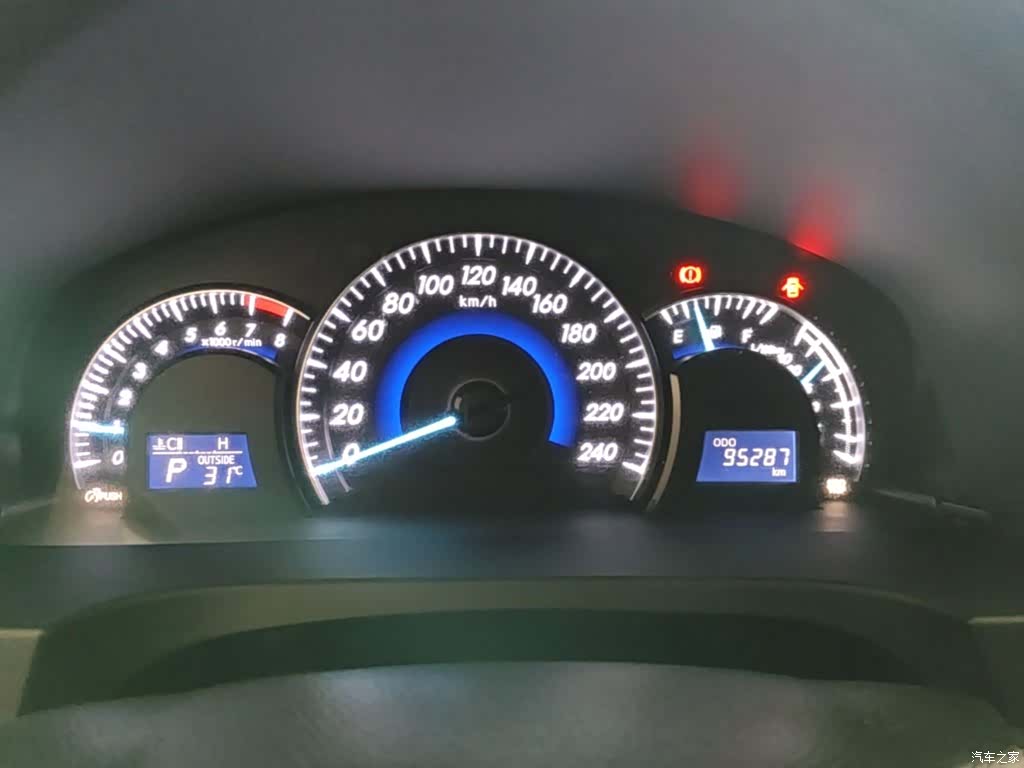 Toyota Camry, 2017 12