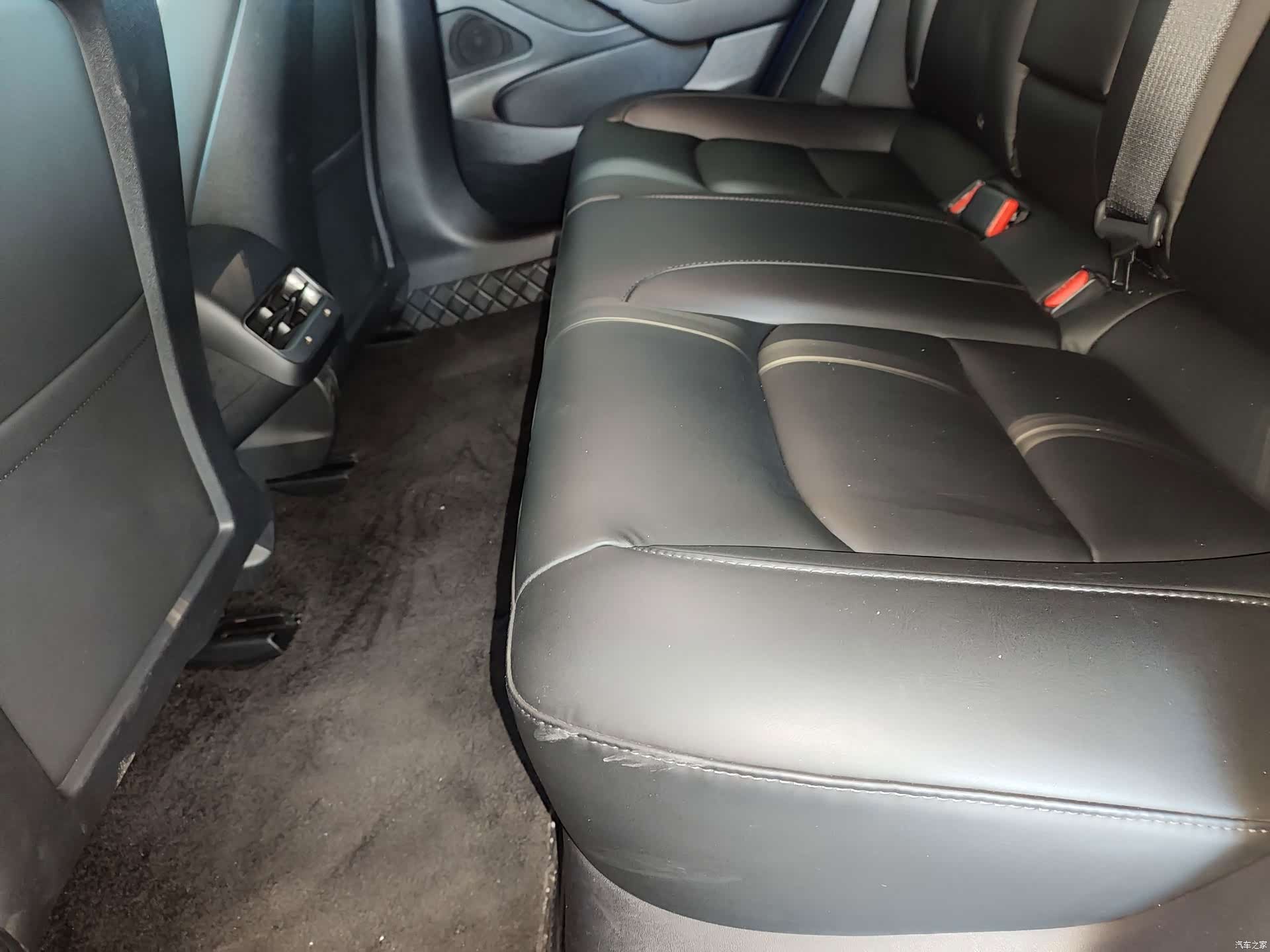 Tesla Model 3, 2020 10