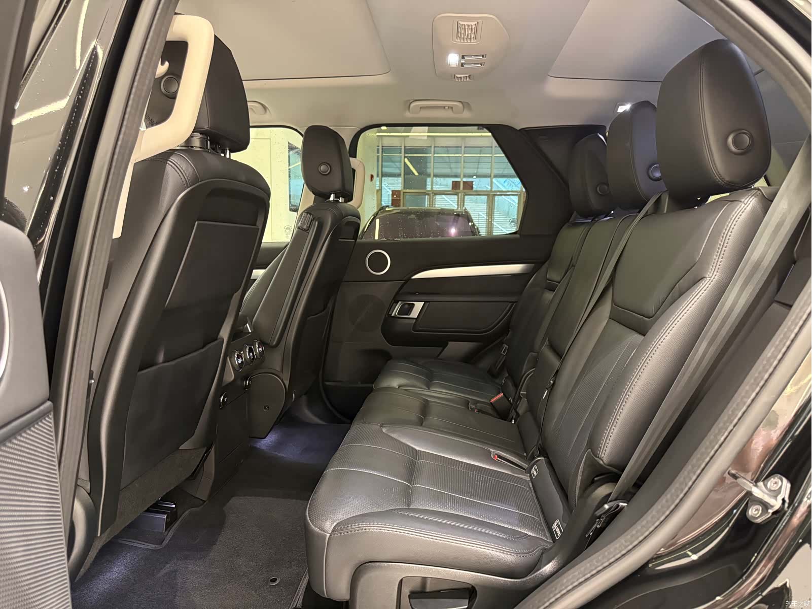 Land Rover Discovery, 2021 7