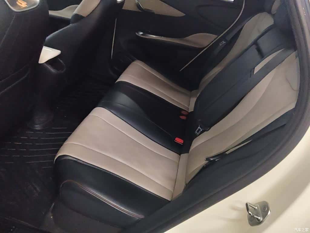 BYD Dolphin, 2024 17