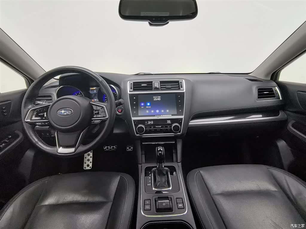 Subaru Outback, 2018 все фото
