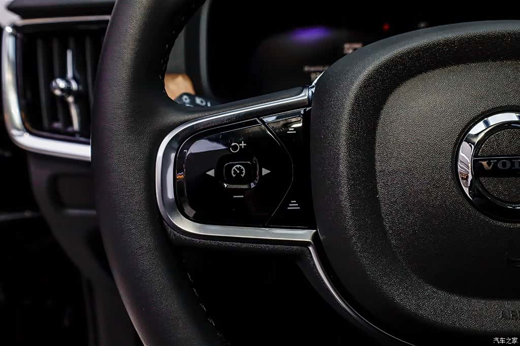Volvo S90, 2025 27