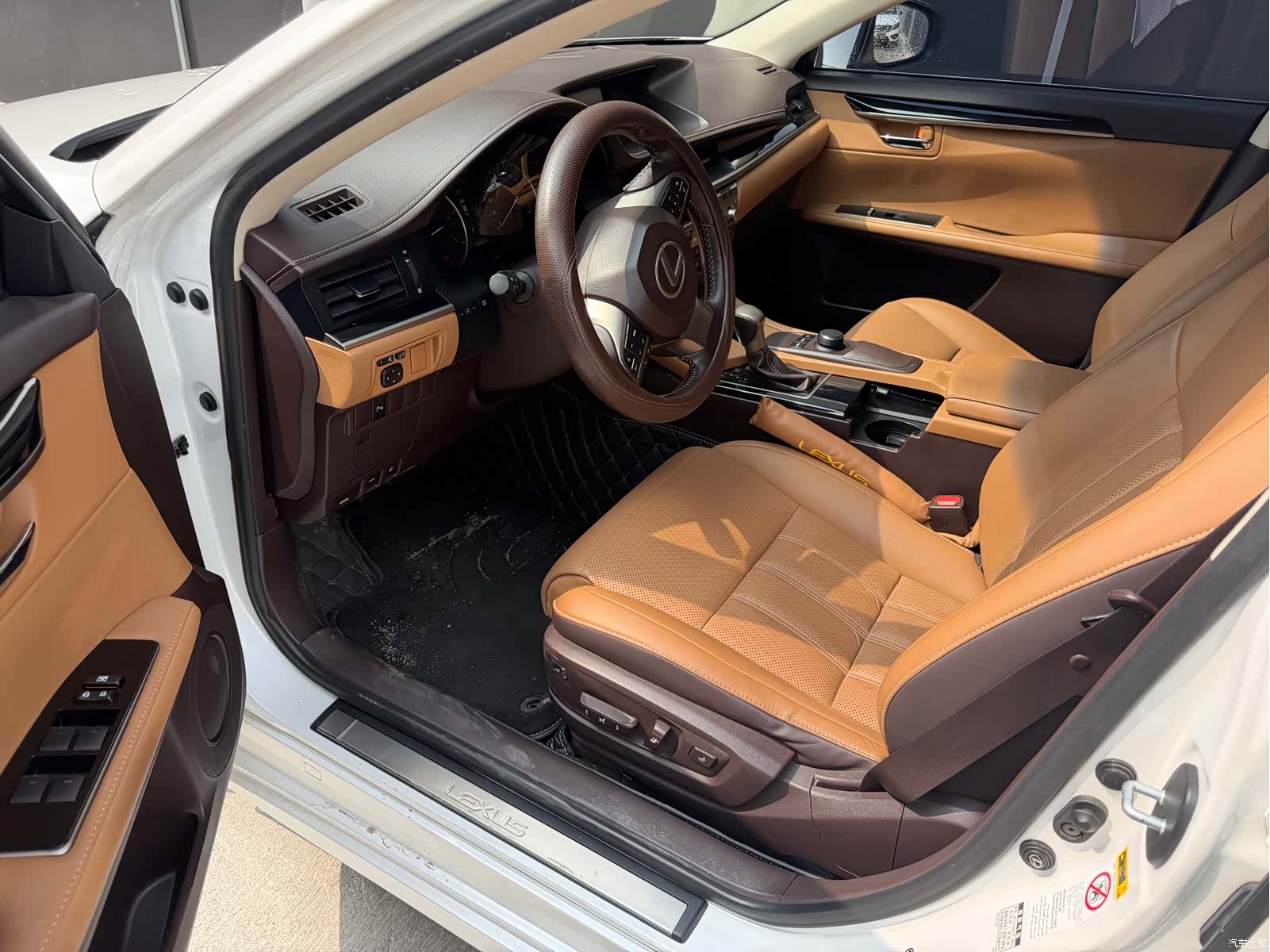 Lexus ES, 2015 6
