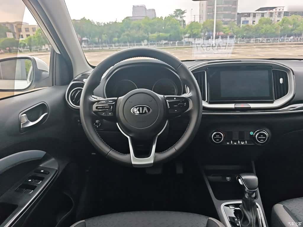 Kia KX1, 2018 7