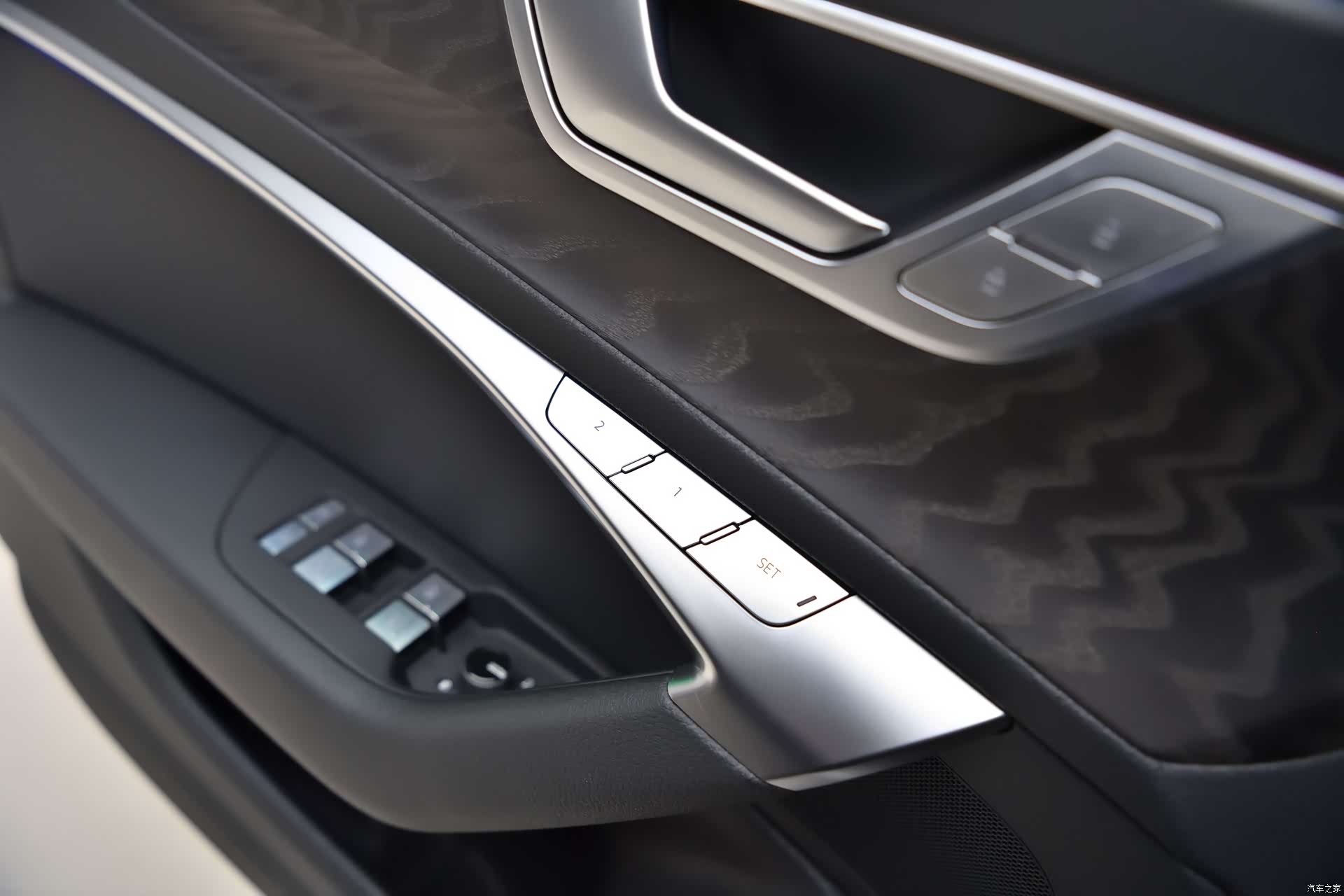 Audi A6L, 2025 12
