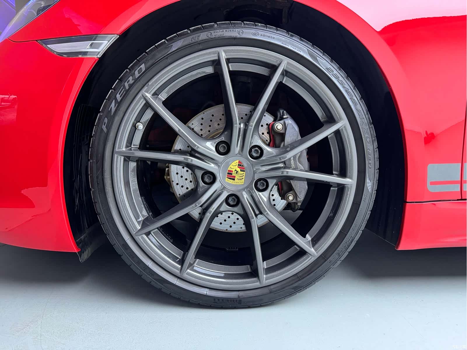 Porsche Cayman, 2020 4