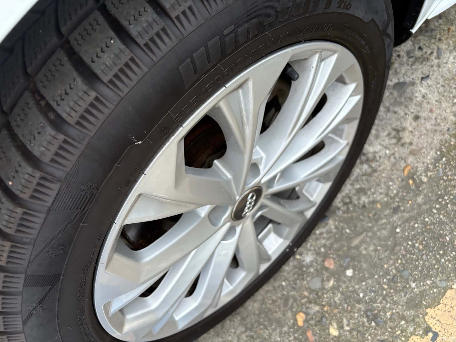 Audi A4L, 2017 4