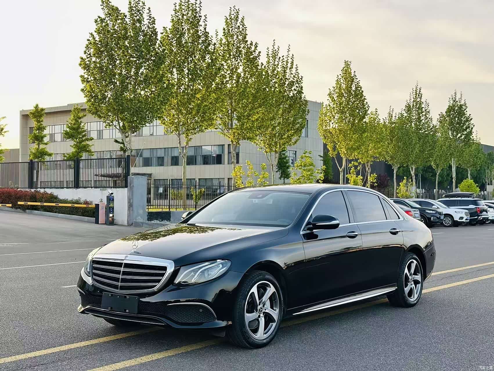 Mercedes-Benz E-Class, 2017 1