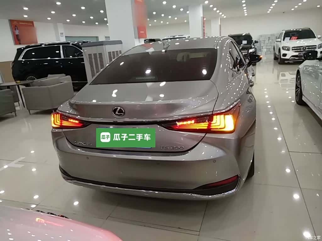 Lexus ES, 2024 6