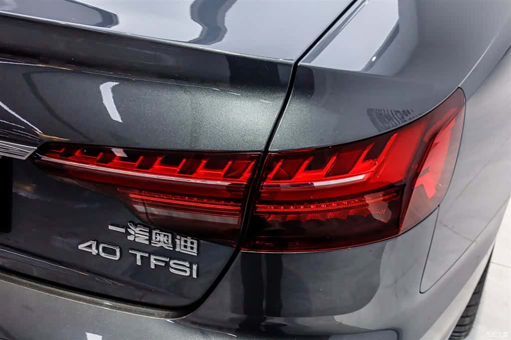 Audi A4L, 2023 25