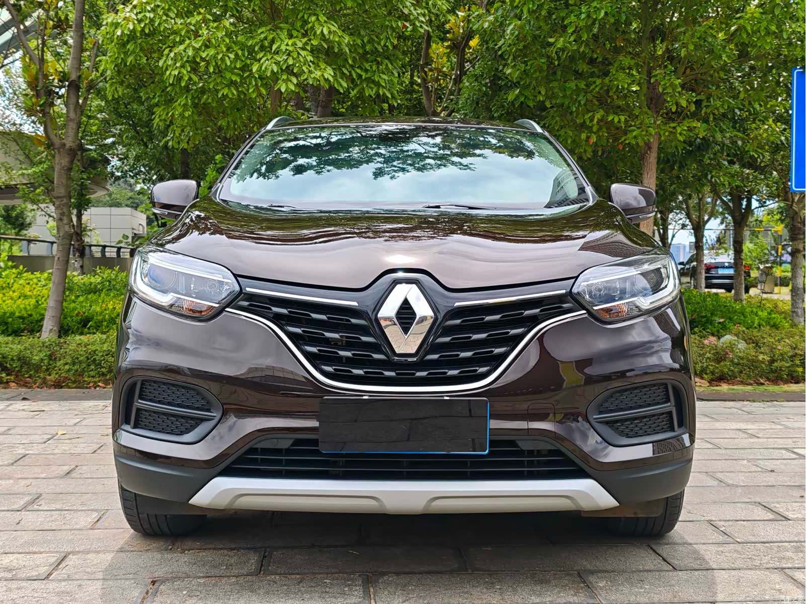 DongFeng SCe200, 2019 3