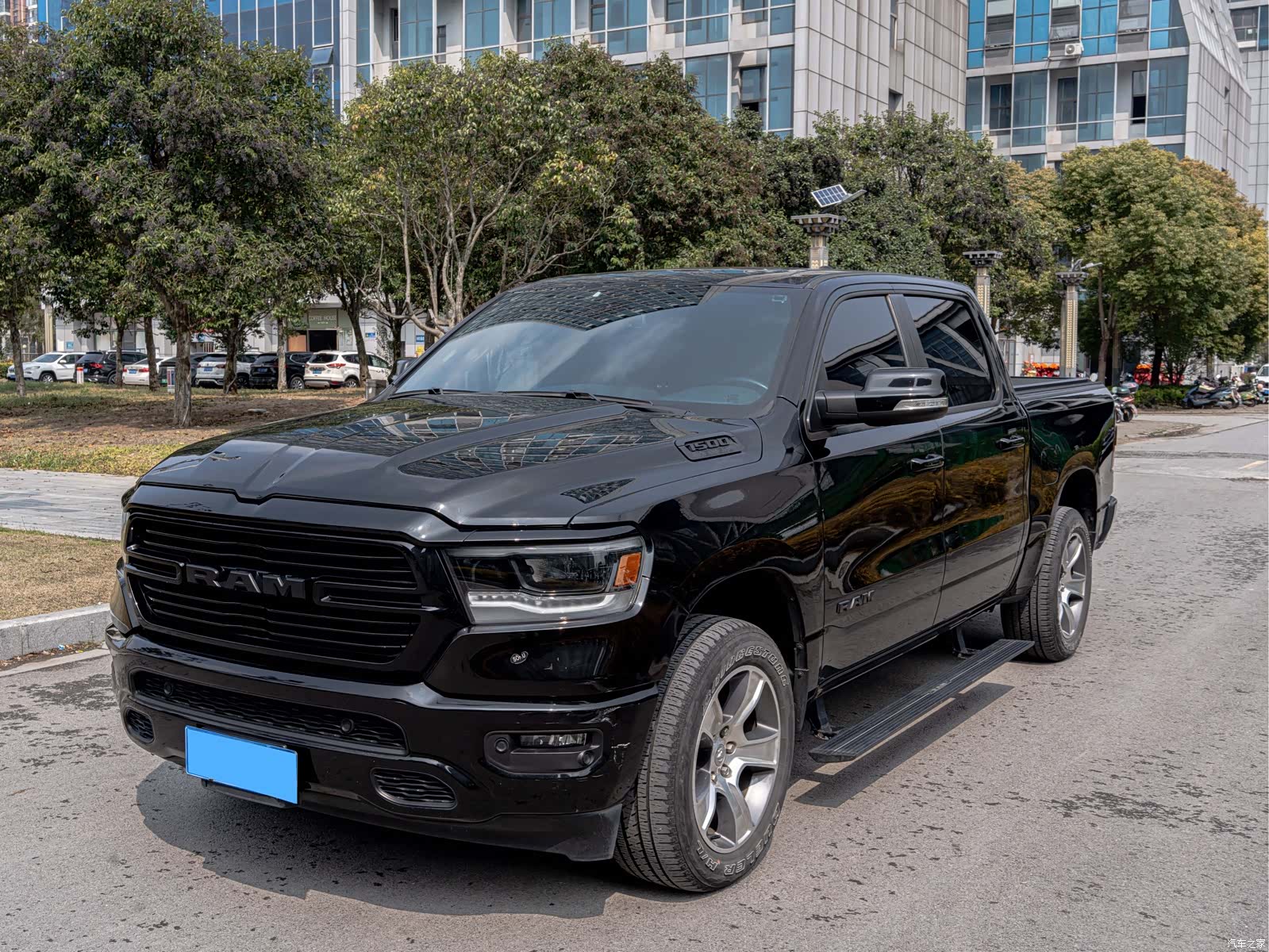 RAM Trucks, 2022 1