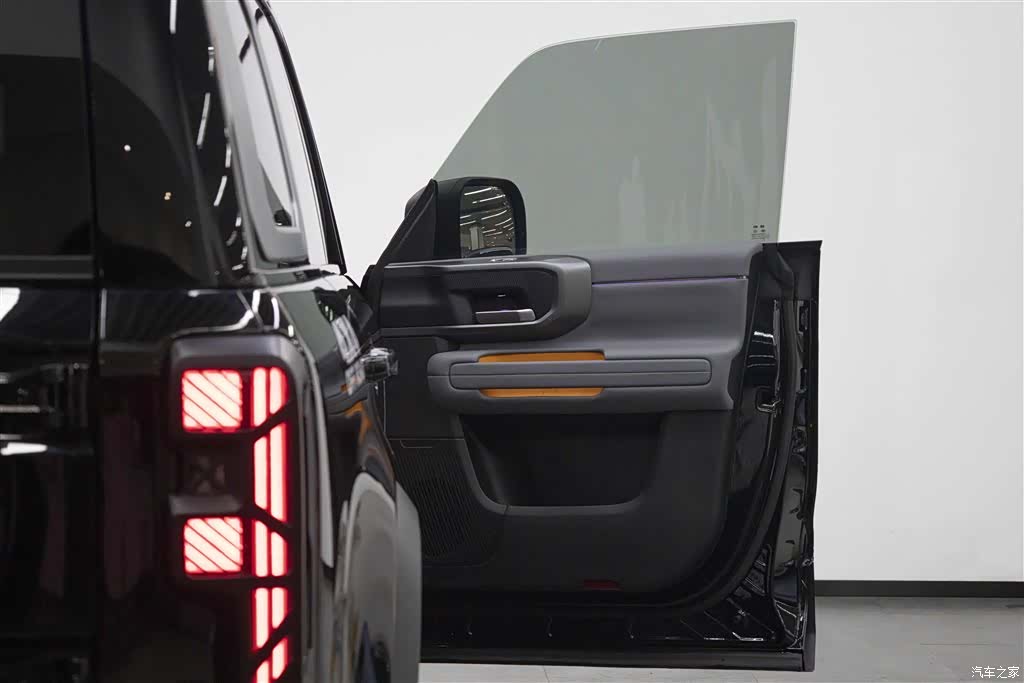 BAIC BJ40, 2025 7