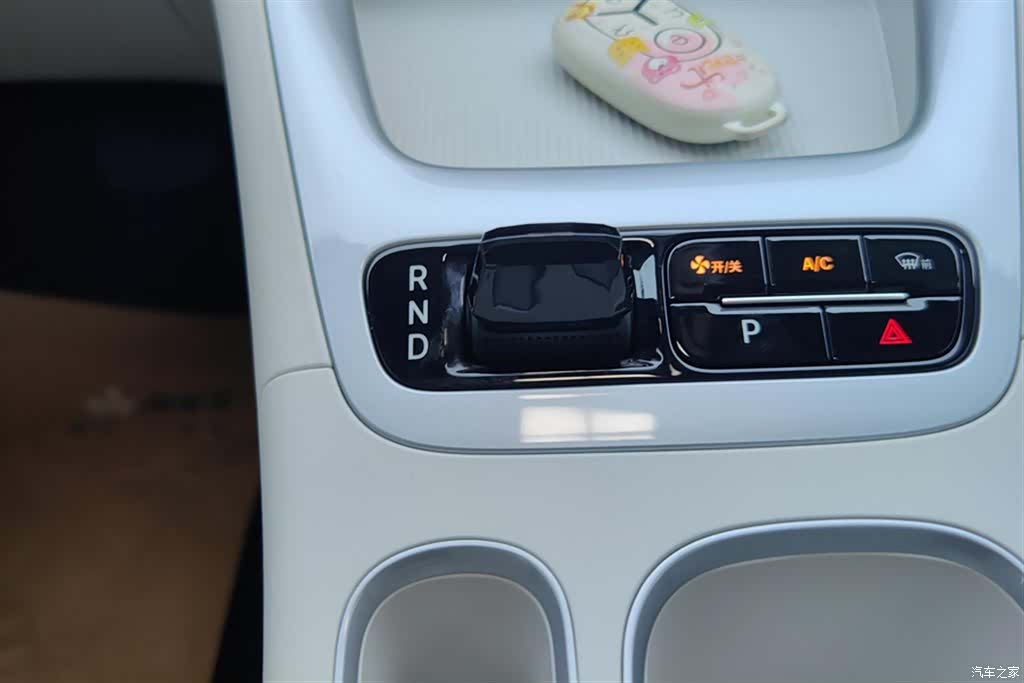 Geely Xingyuan, 2025 16