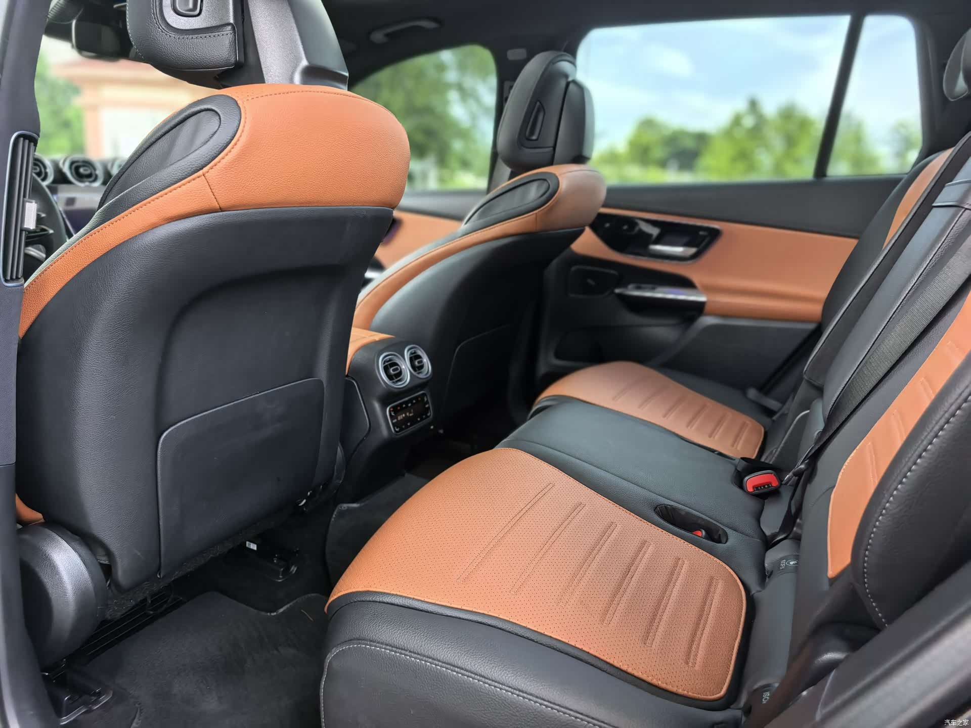Mercedes-Benz GLC, 2023 12