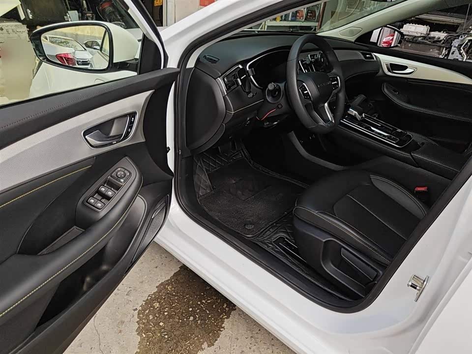 Roewe i6 MAX Roewe i6 MAX