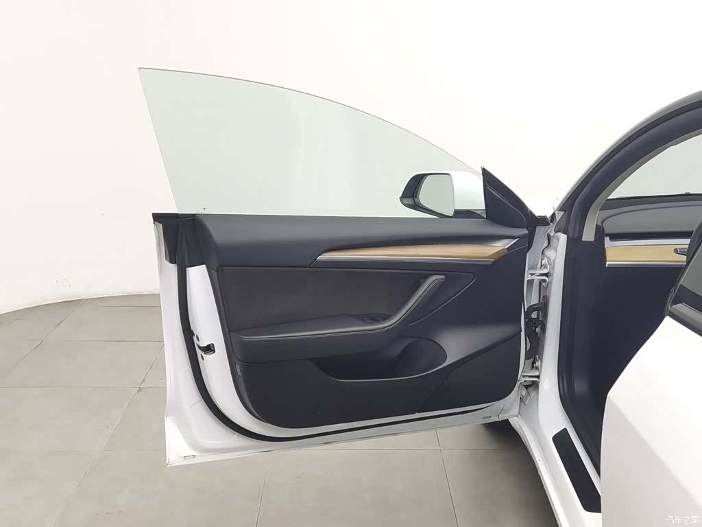 Tesla Model 3, 2021 8