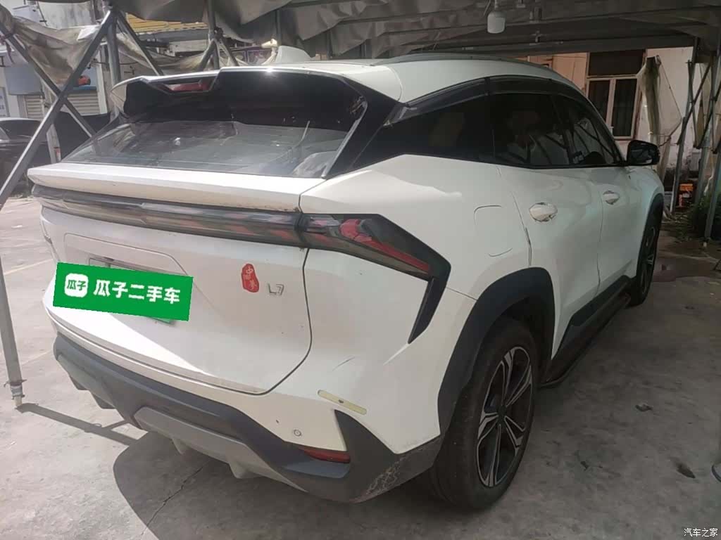 Geely Galaxy L7, 2024 7