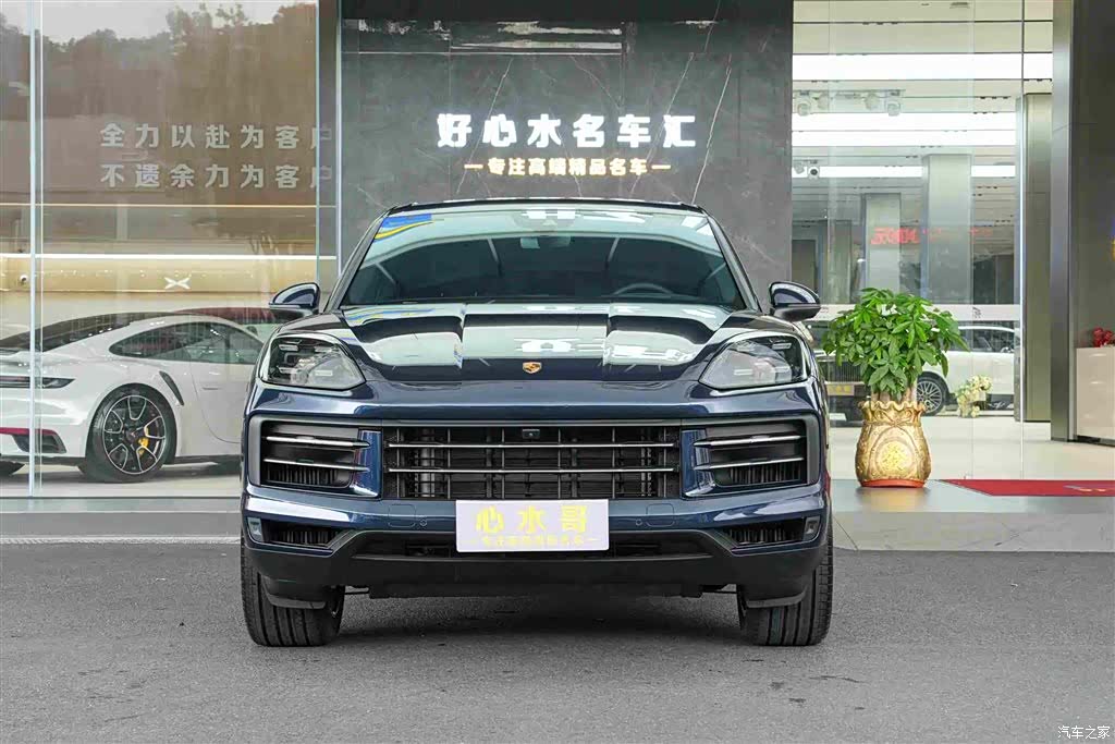 Porsche Cayenne, 2024 2