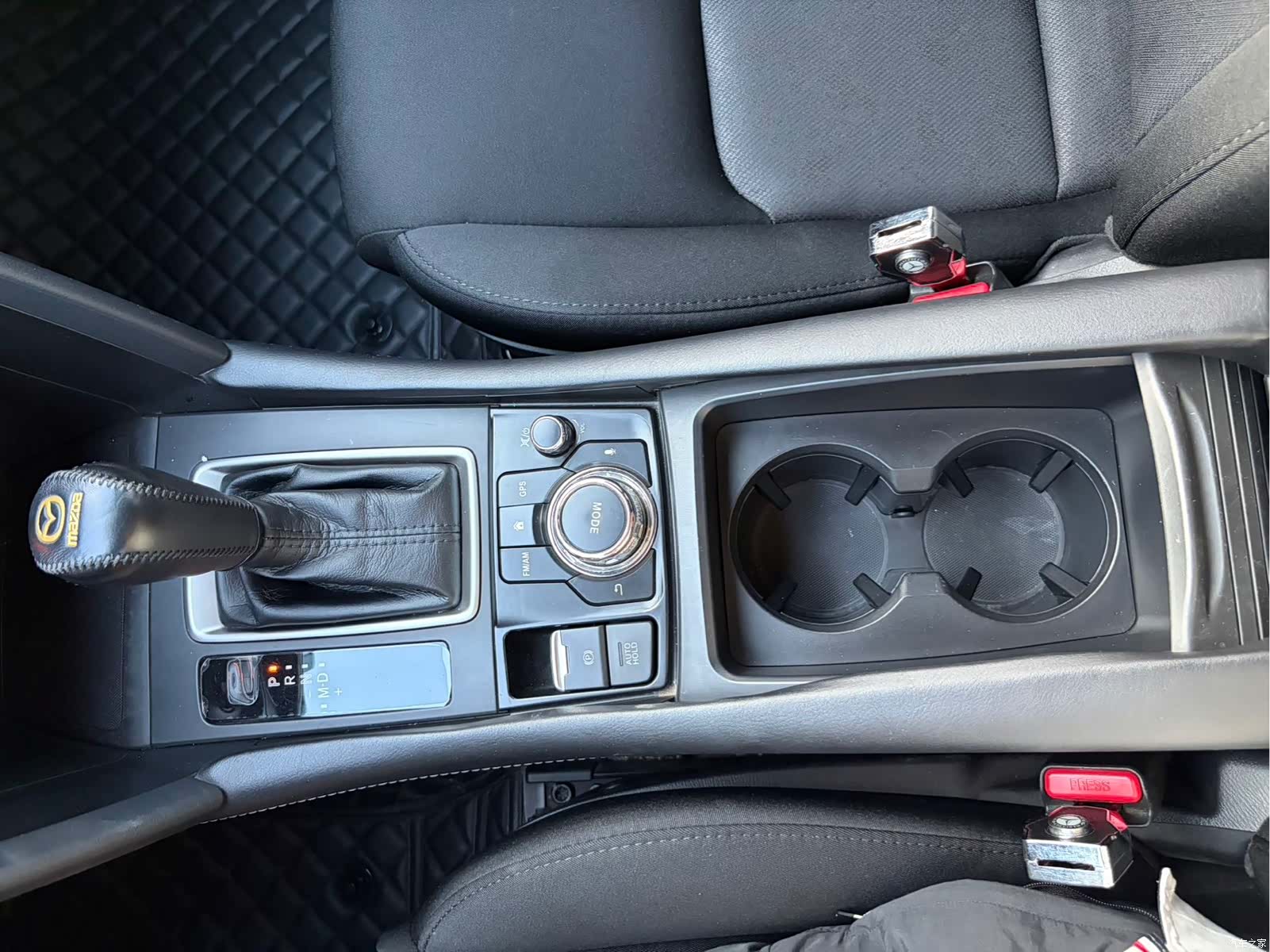 Mazda CX-4, 2021 11