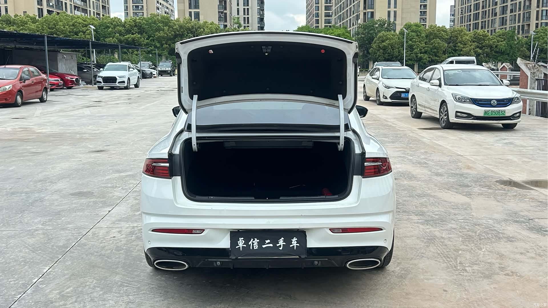 Geely Preface, 2021 15