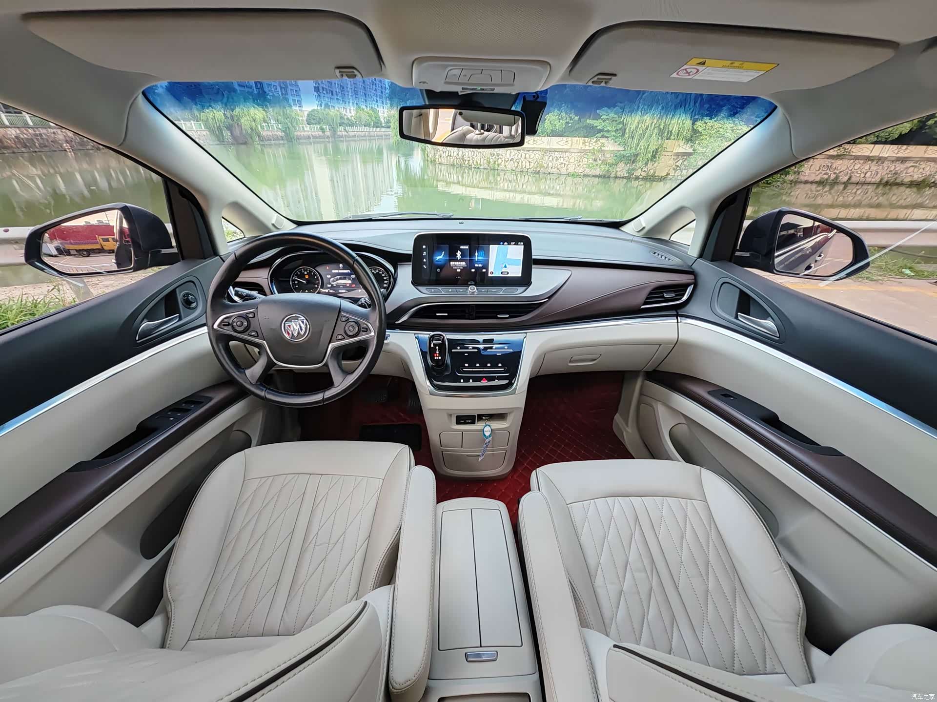 Buick GL8, 2022 все фото