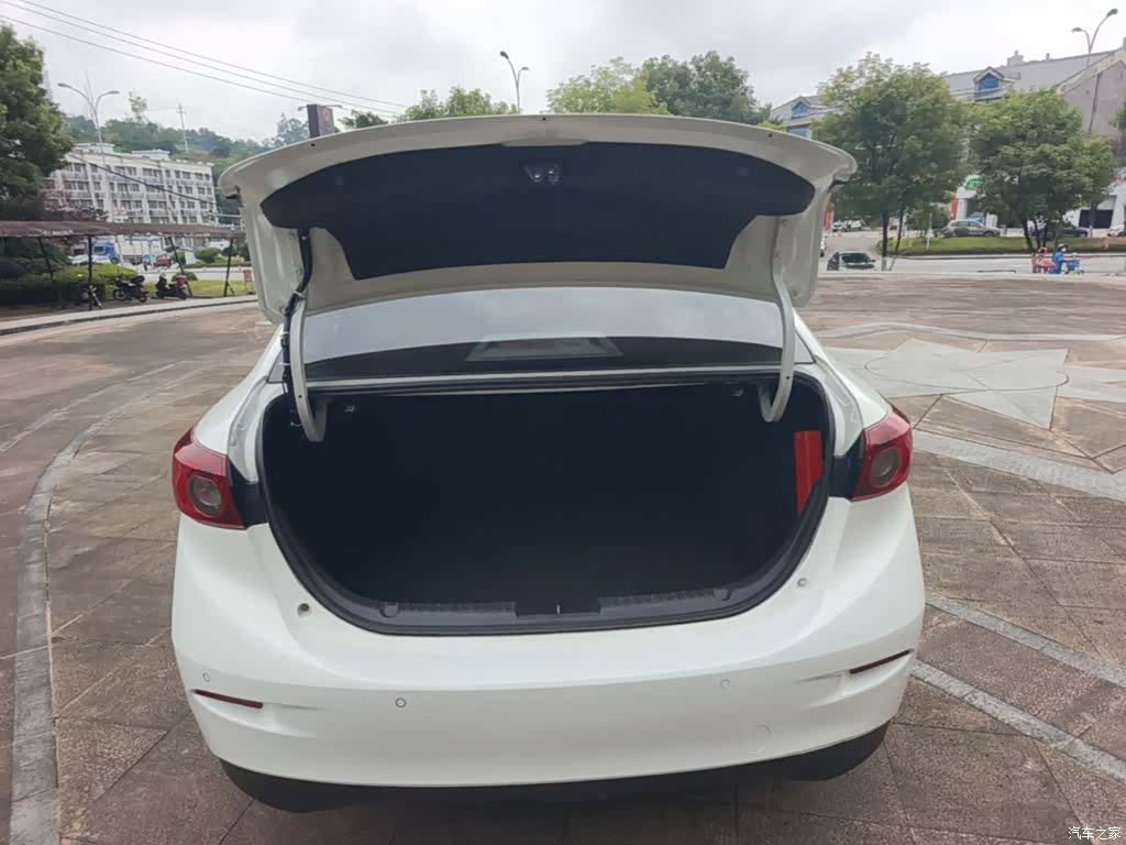 Mazda Mazda3, 2018 19