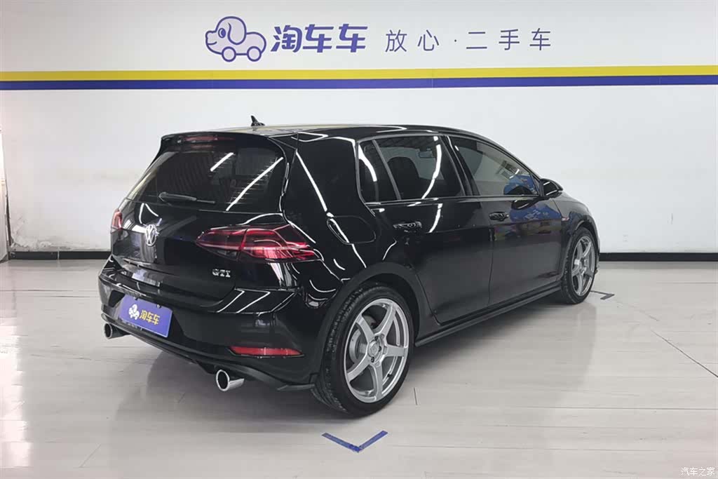 Volkswagen Golf, 2019 3