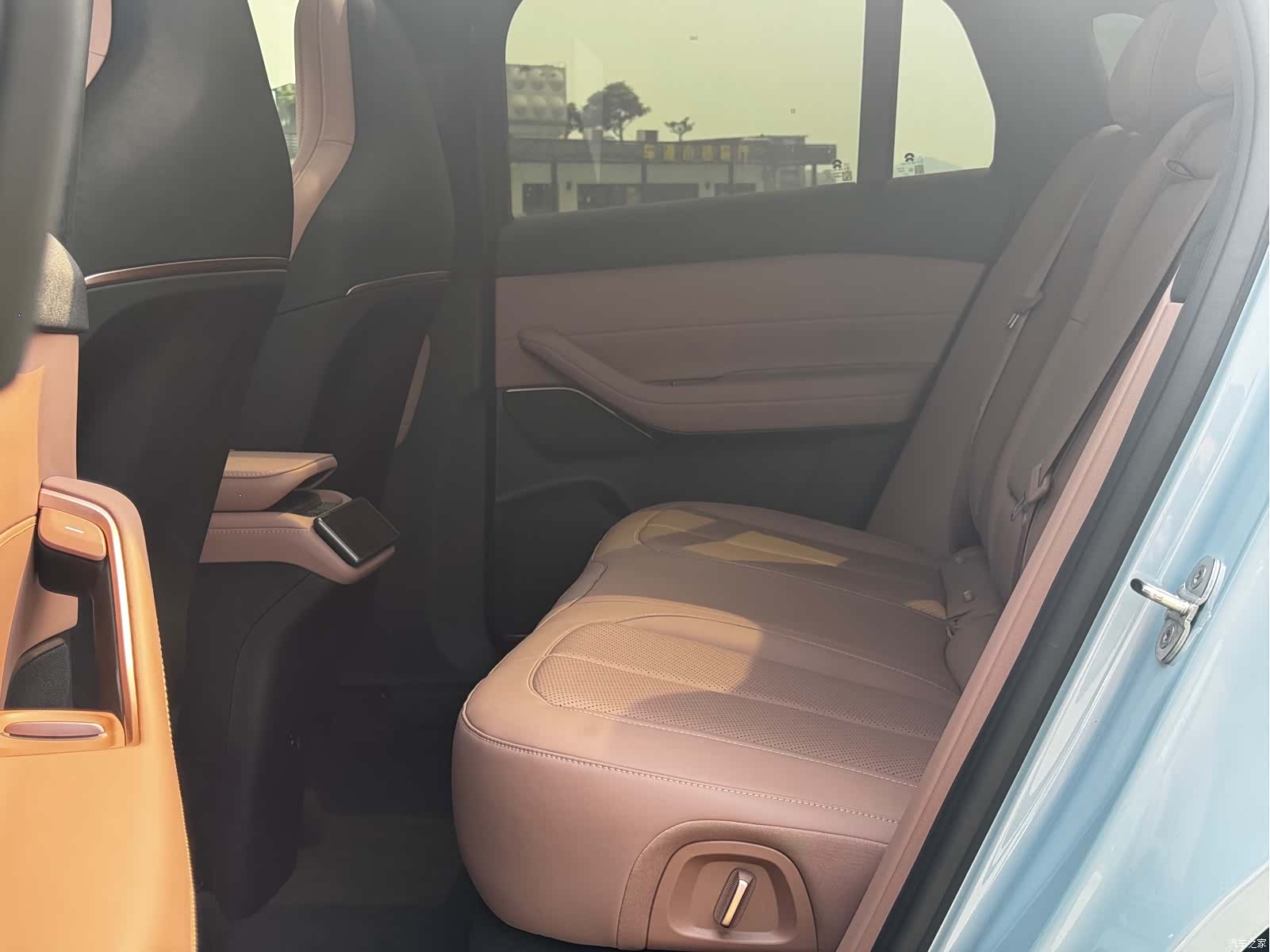 NIO EC6, 2023 9