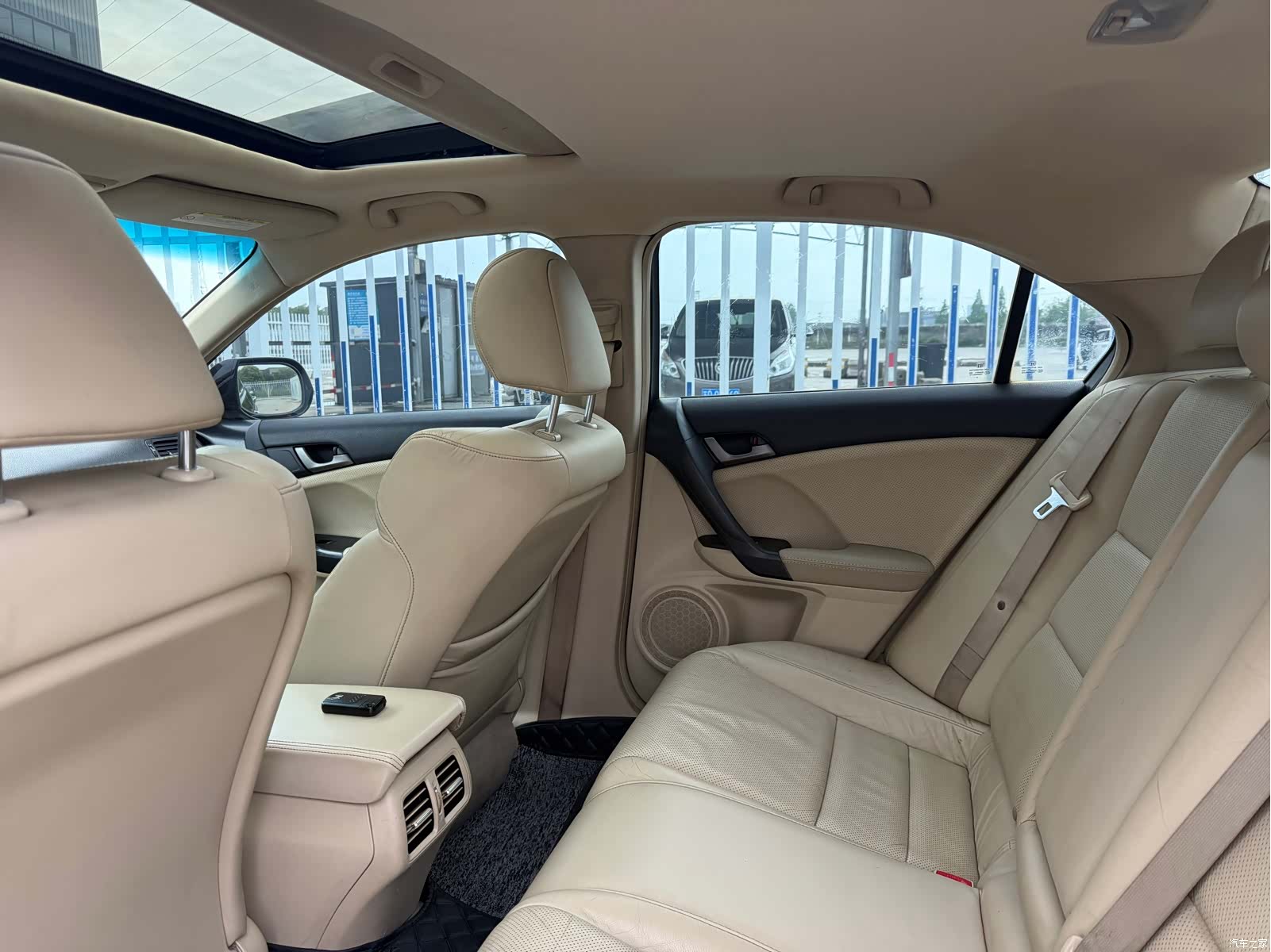 Honda Spirior, 2010 9
