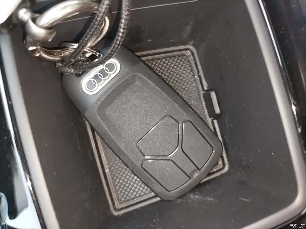 Audi A4L, 2023 9