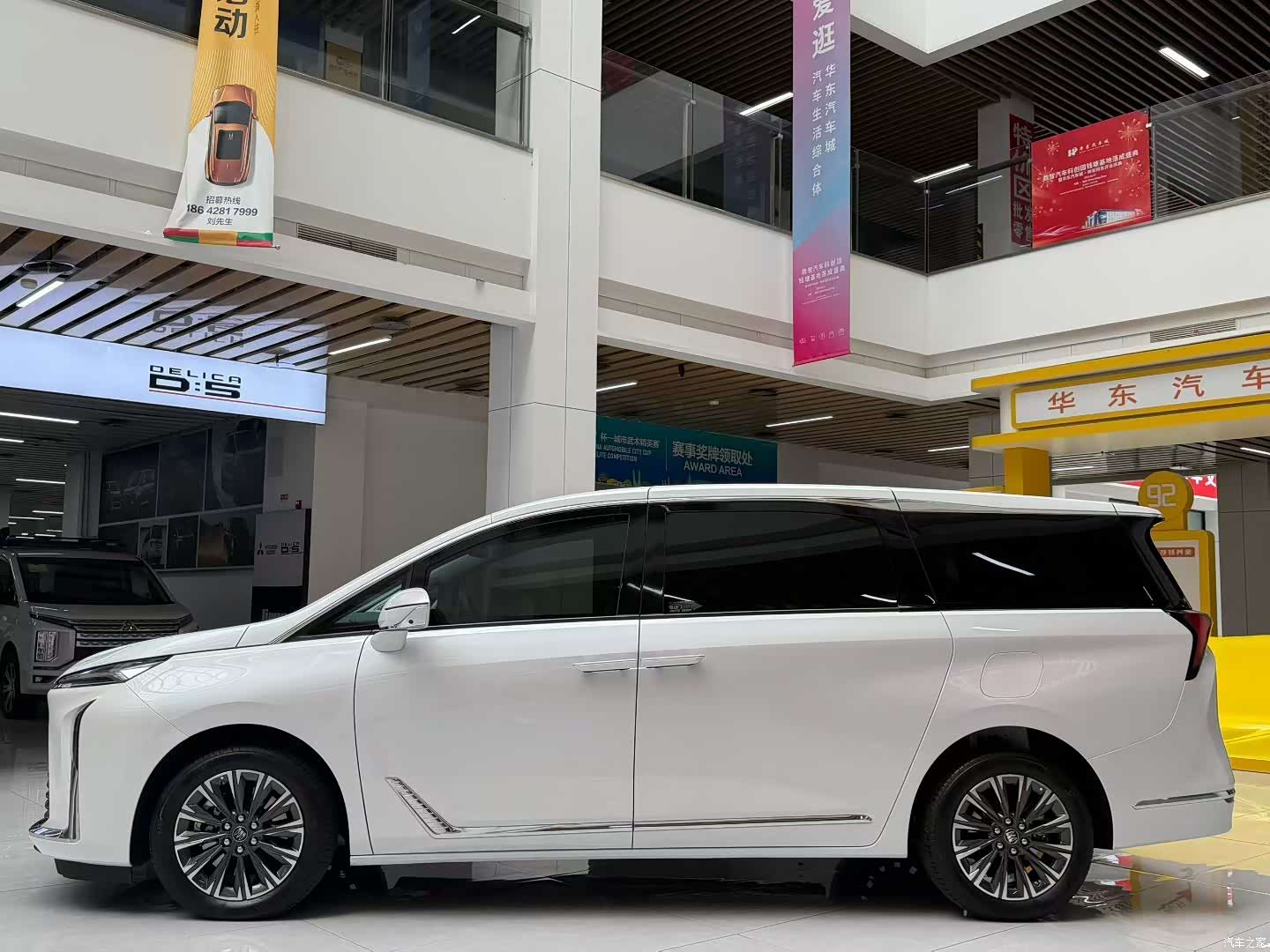Buick GL8, 2025 все фото