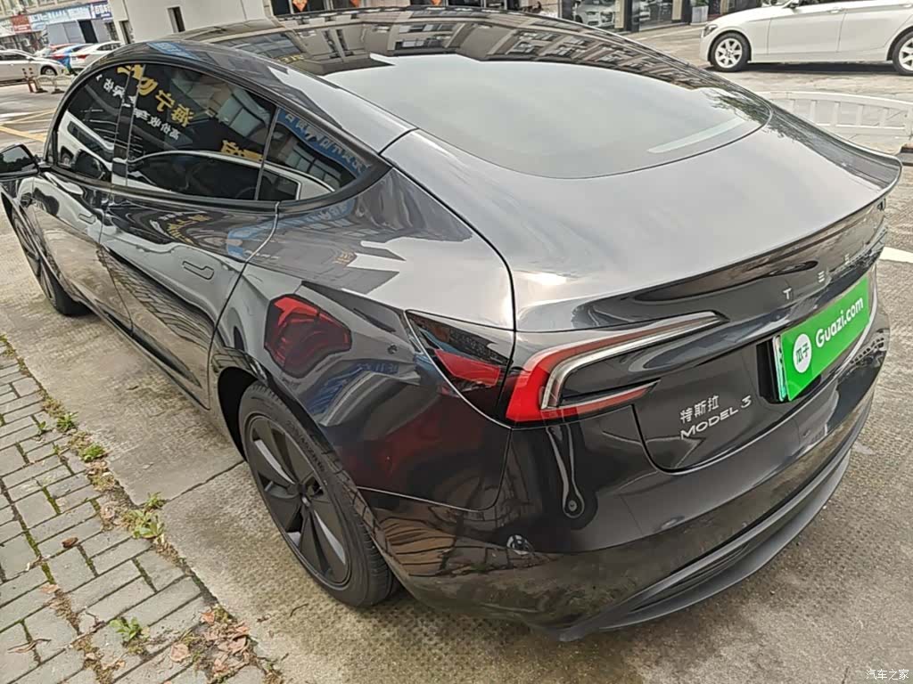 Tesla Model 3, 2024 все фото