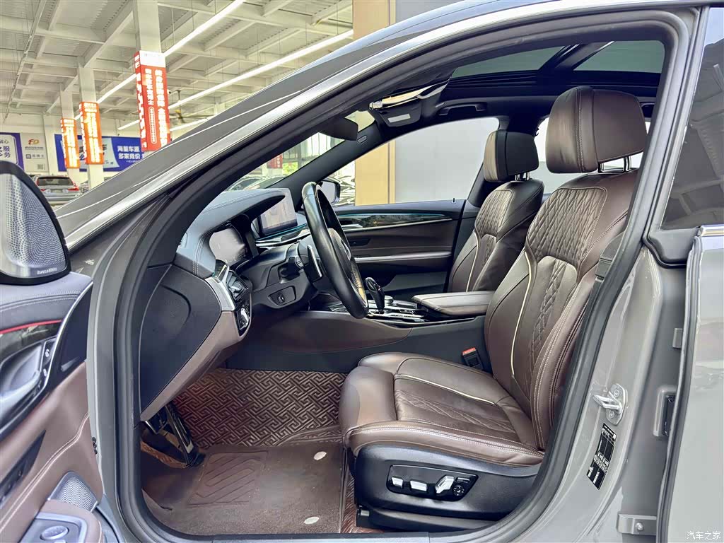 BMW 6 Series GT, 2022 8