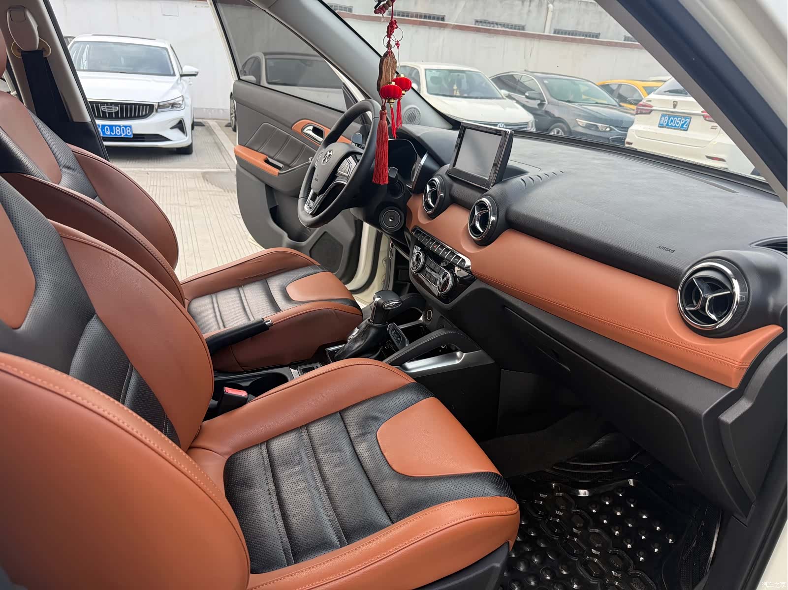 BAIC X35, 2017 6