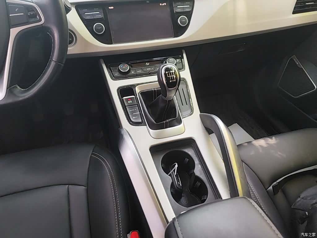 Geely Boyue, 2019 14