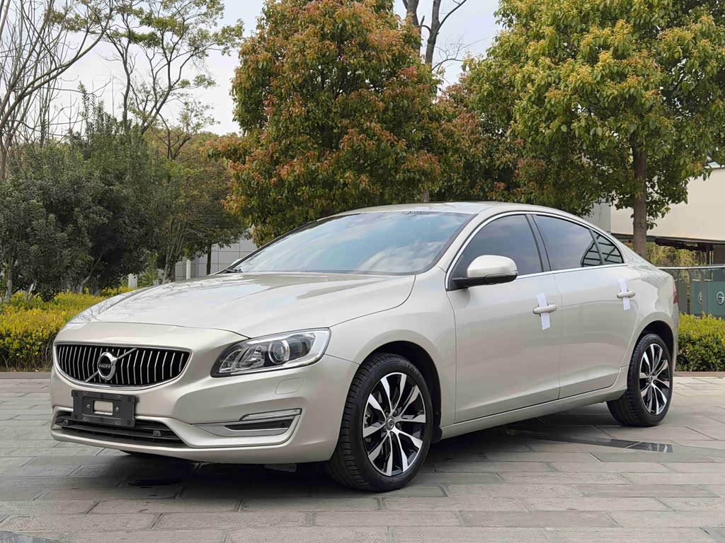 Volvo S60