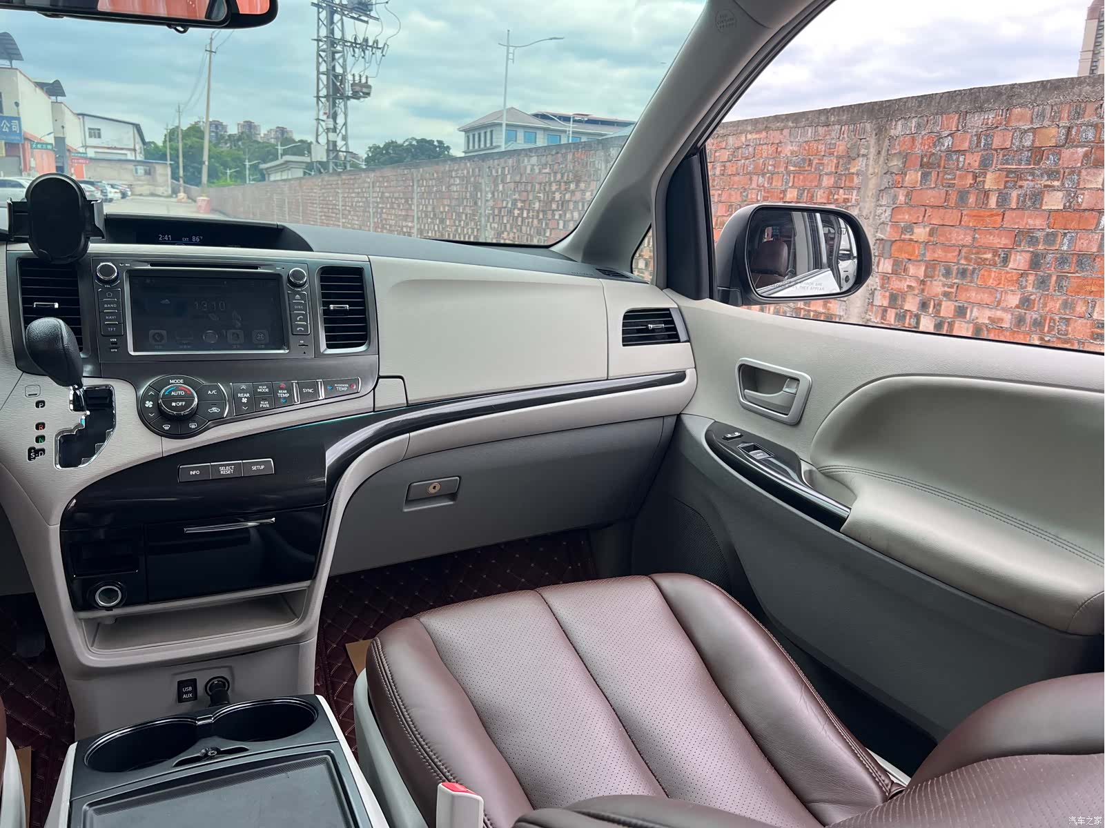 Toyota Sienna, 2016 16