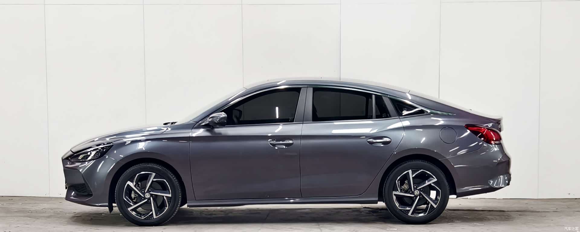 MG MG5, 2020 7