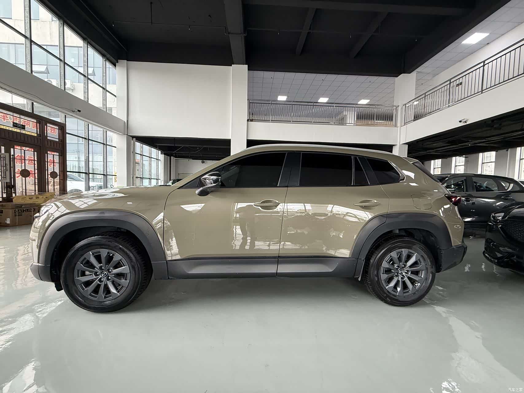 Mazda CX-50, 2023 3