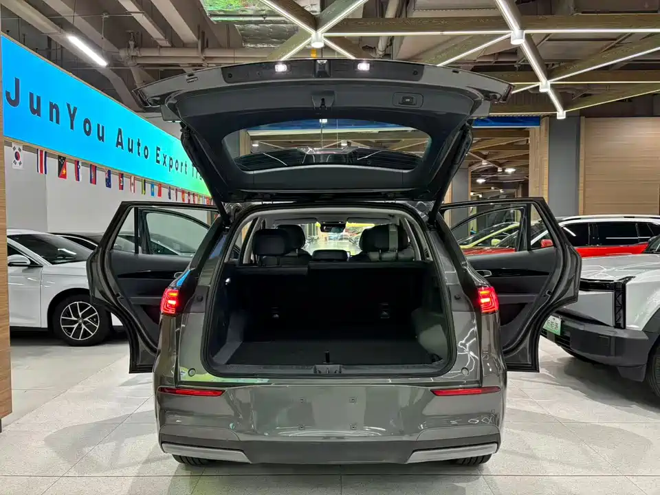 Geely Galaxy Galaxy E5