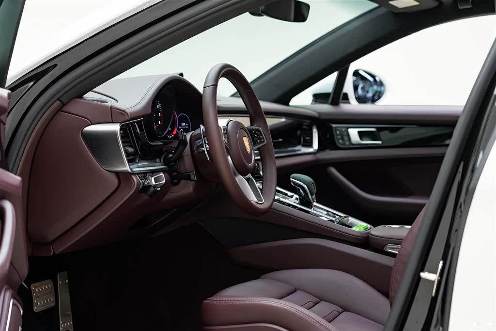 Porsche Panamera, 2018 10
