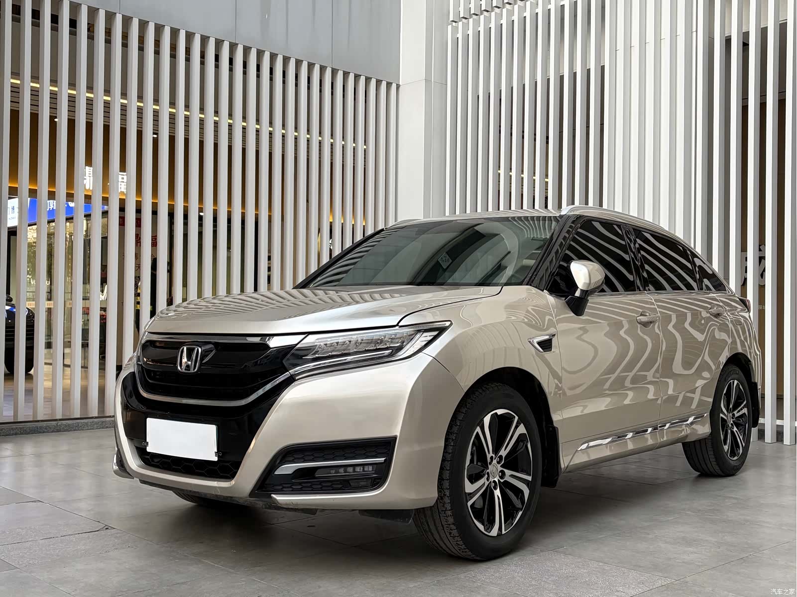 Honda UR-V