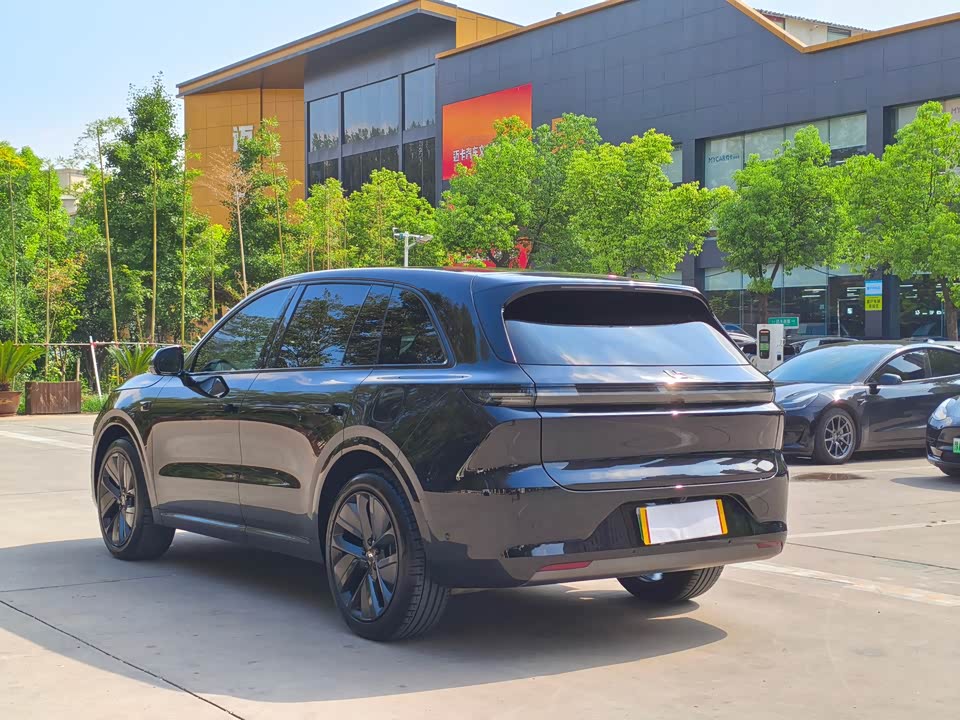 Li Auto Ideal L6