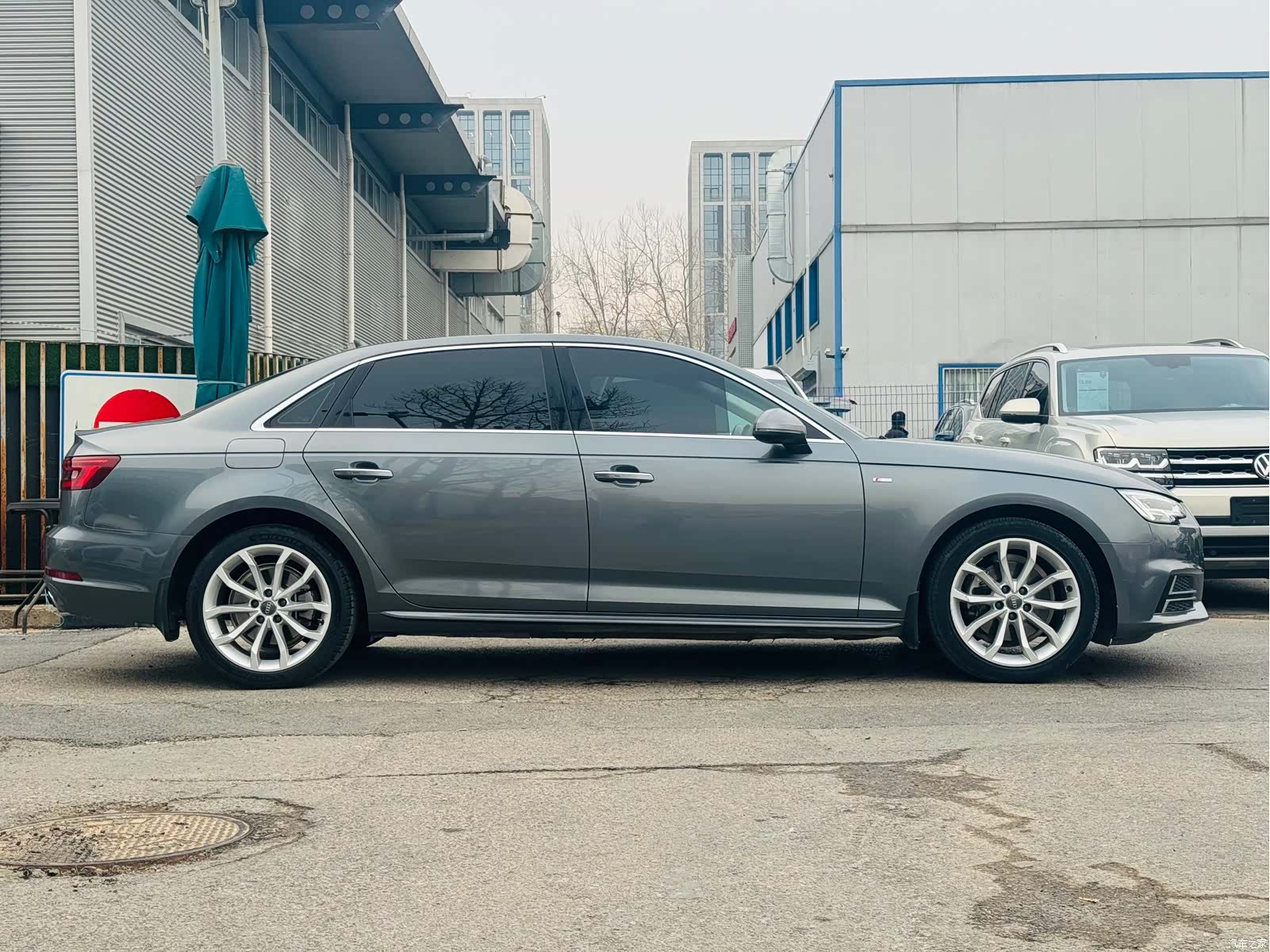 Audi A4L, 2018 4
