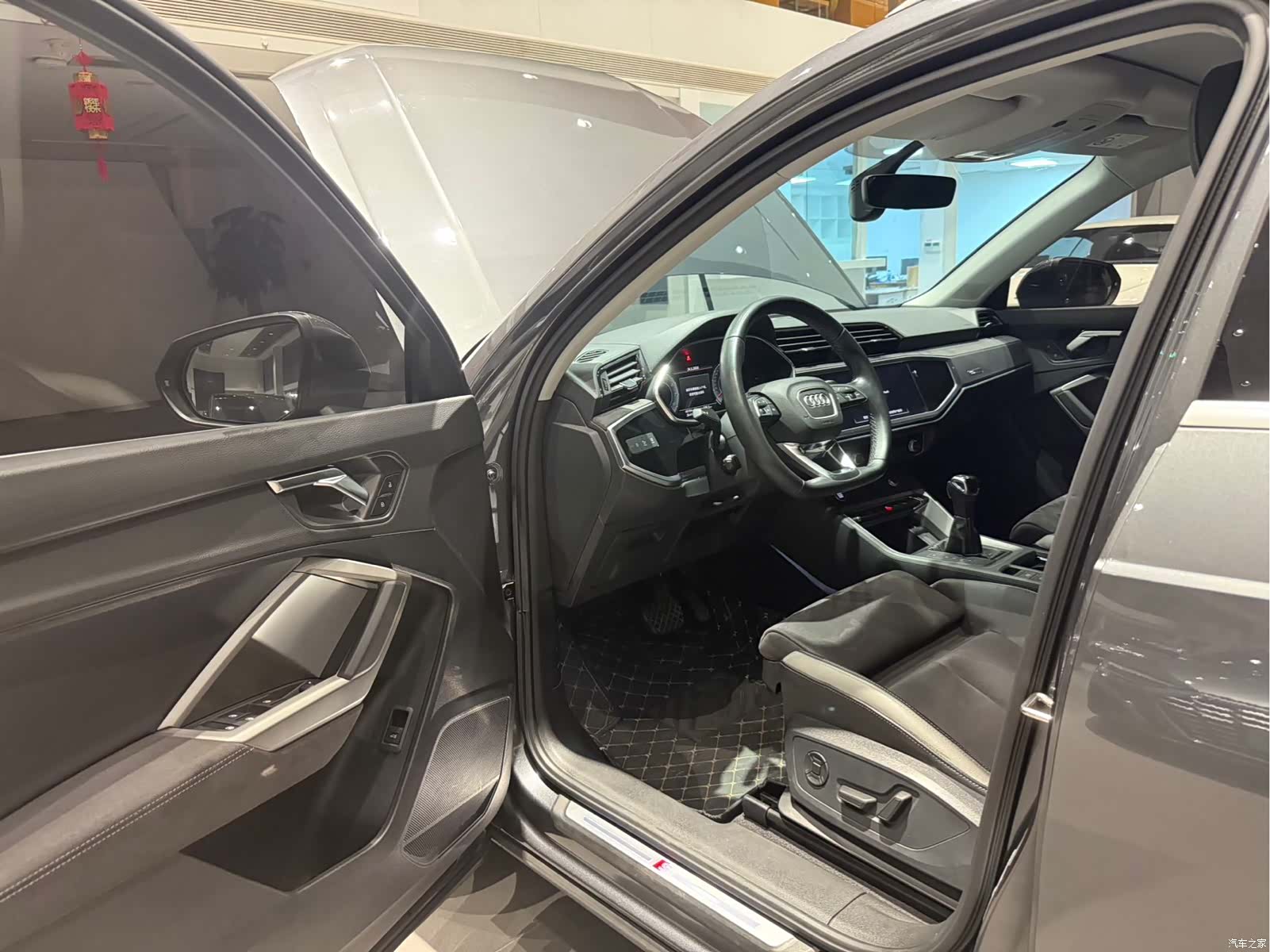 Audi Q3, 2022 7