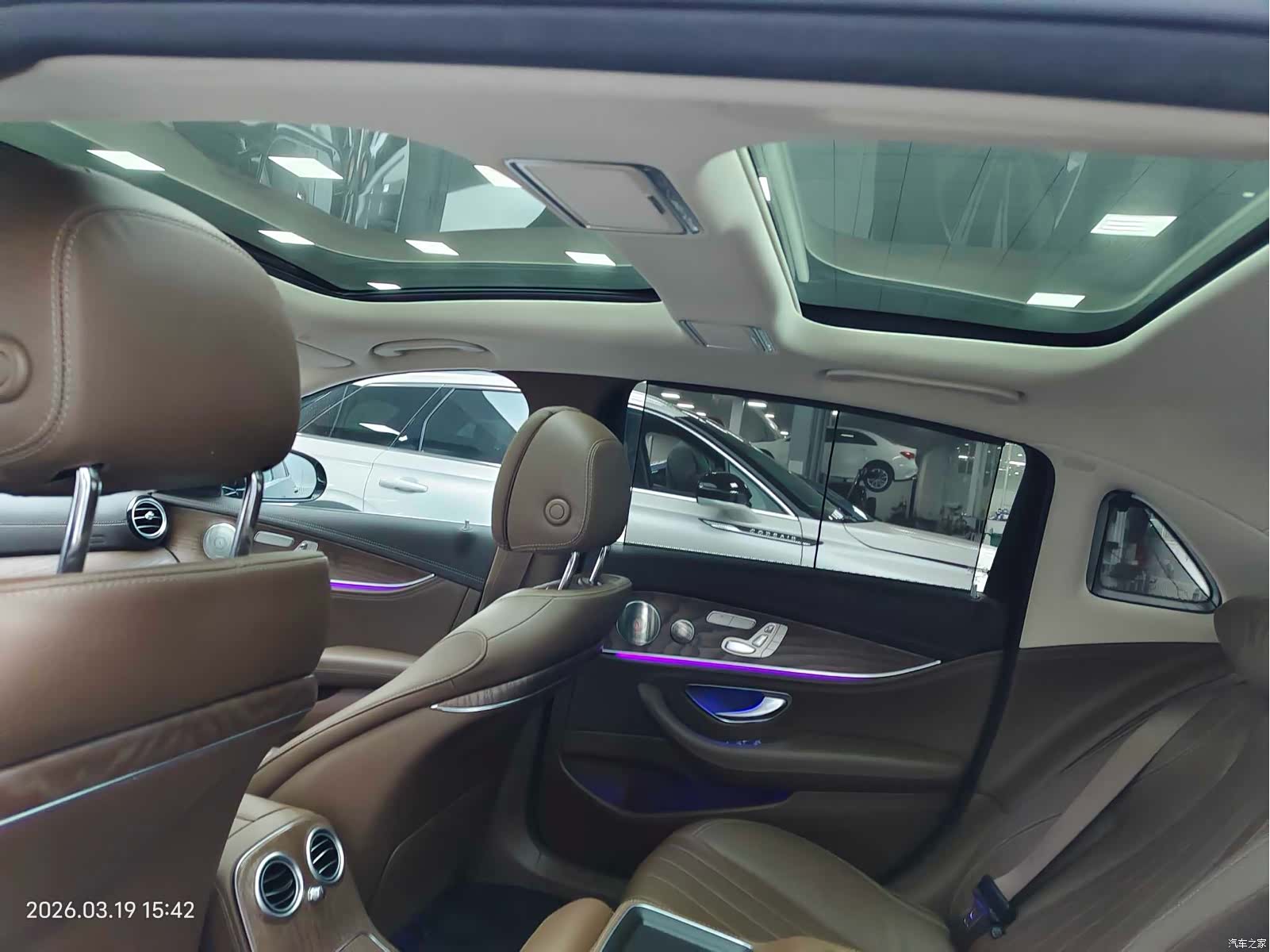 Mercedes-Benz E-Class, 2022 8
